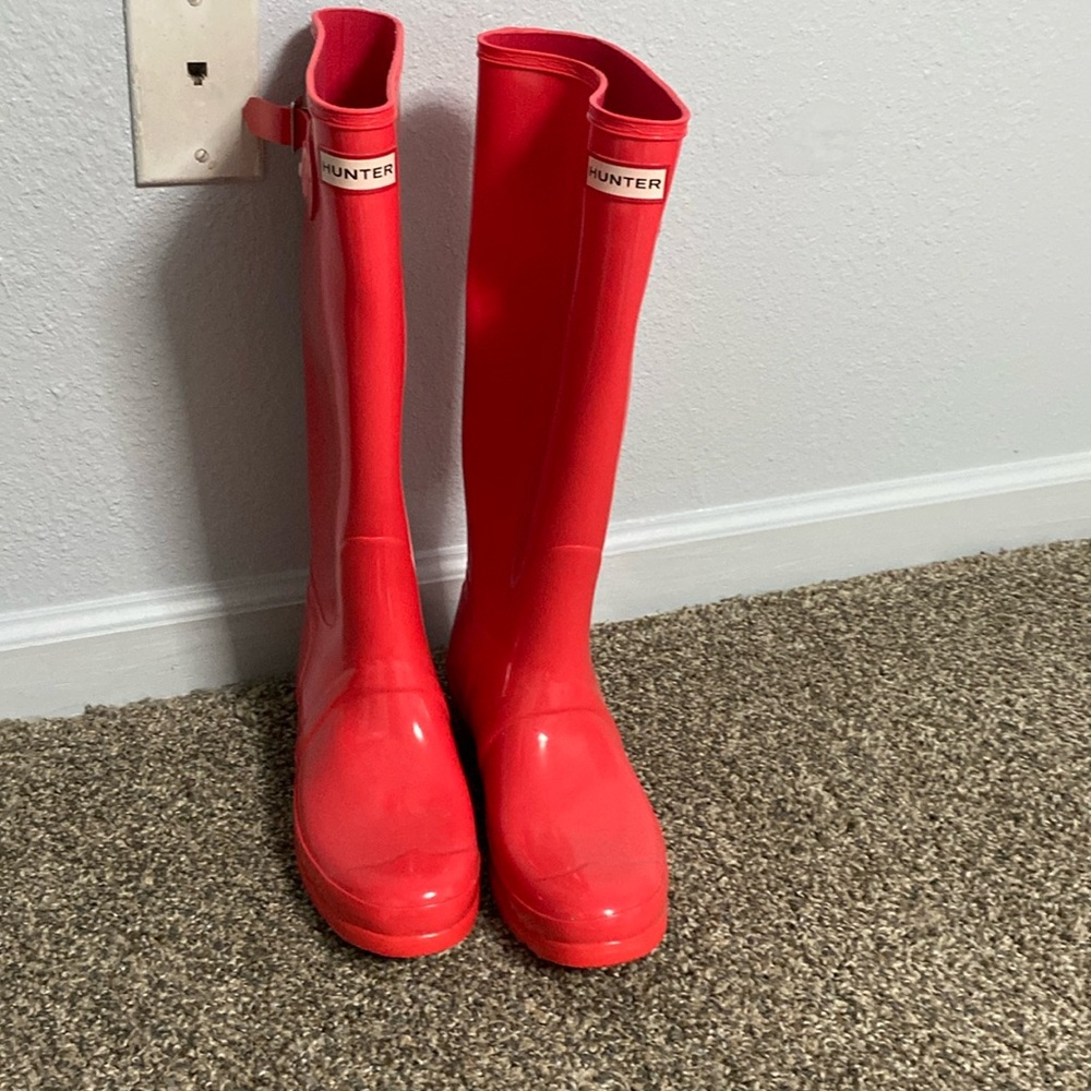 Pink hunter rain boots